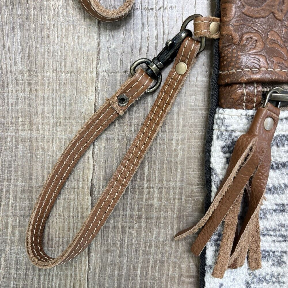 Myra Pastel Small Crossbody Purse Upcycled Cotton Leather Engraved Boho Western - Picture 4 of 12